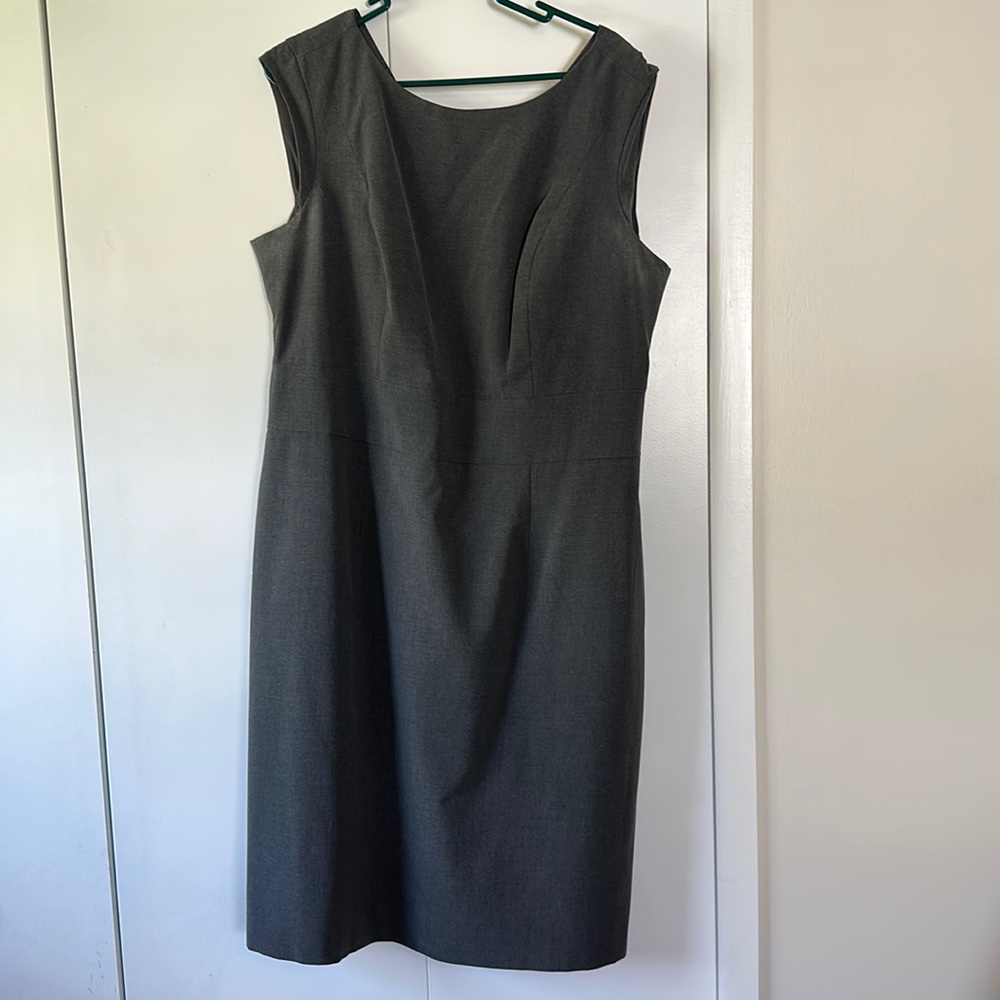 The Limited Grey Suiting Shift Dress size 18